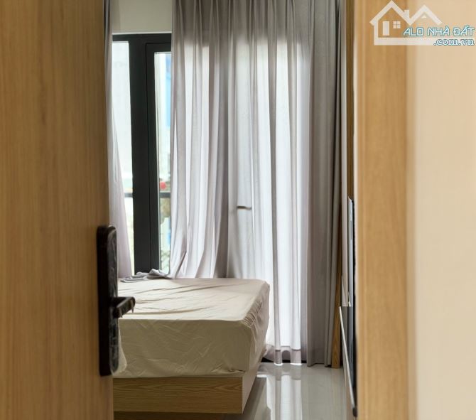CHDV Cao cấp ngay Trung tâm Q10. Hẻm thông 3/2 - 5 tầng. 9PN. Chỉ 14,x tỷ. - 8