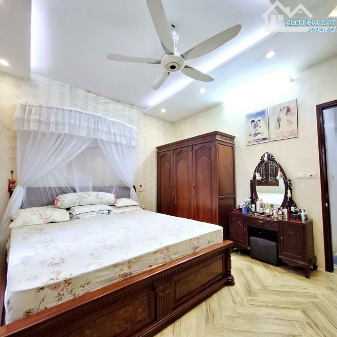 BÁN NHÀ TT BA ĐÌNH DT 90M MẶT TIỀN 5.3 M GIÁ 29TỶ NHÀ 2 THOÁNG KHU VIP KINH DOANH ĐỈNH