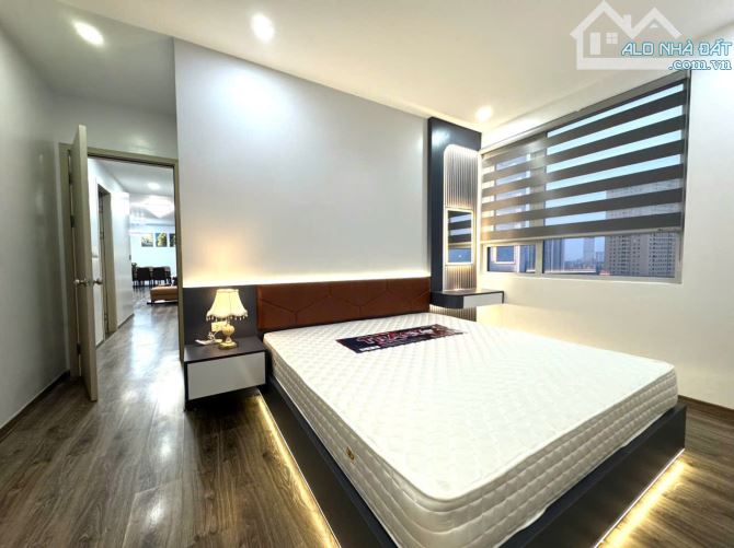 Cho thuê chung cư Ecolife Capitol Tố Hữu, 3 ngủ 102m2 full đồ có slot oto 17 triệu - 1
