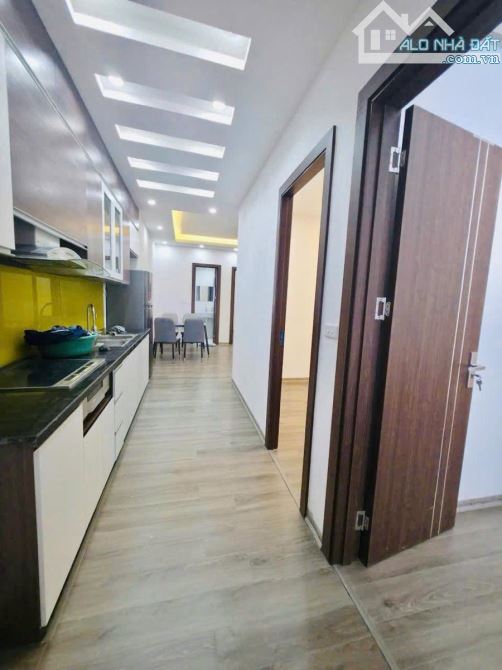 Bán gấp , giảm chào 460 triệu , chung cư Kim Văn Kim Lũ, giá mới 5,29 tỷ, 3n, 2vs, tầng