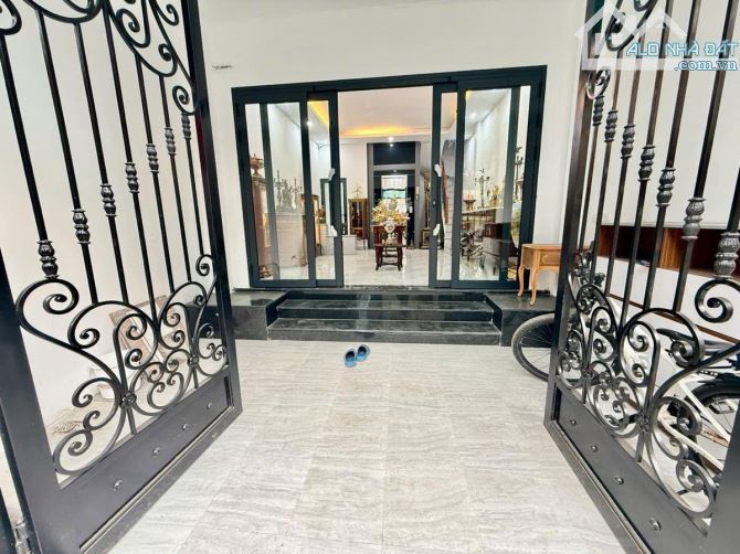 Quá Hiếm Mặt ngõ Vạn Bảo 34/47m 6 tầng thang máy ngõ thông Kinh doanh Tuyệt đỉnh