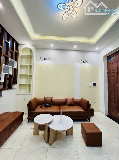 Bán nhà TT tầng 1 85m2 Lương Định Của ôtô vào nhà đường oto tránh kinh doanh tốt 6.8 tỷ