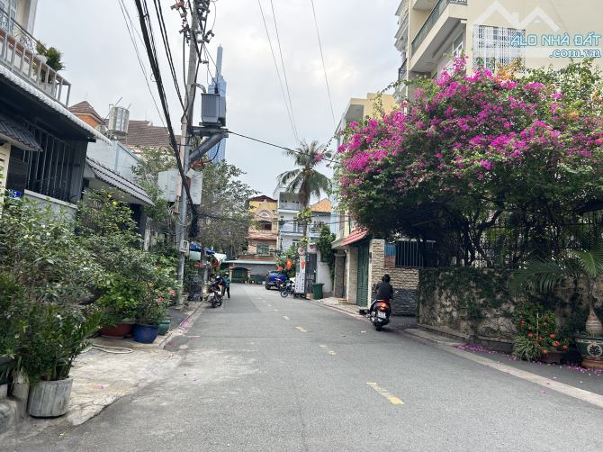 BÁN ĐẤT 6x18 ĐƯỜNG TRẦN NÃO Q.2 GIÁ 26 TỶ - 2