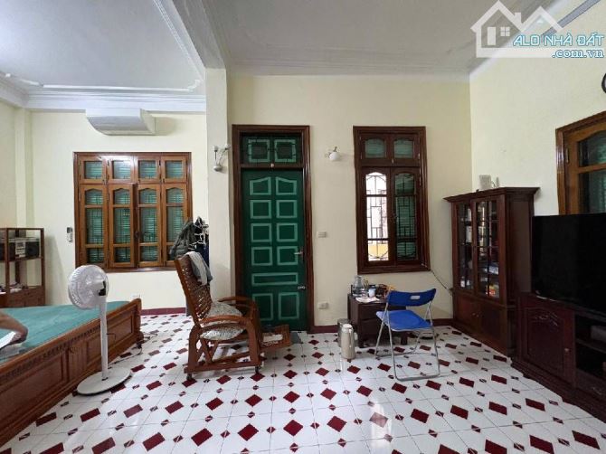 BÁN NHÀ BA ĐÌNH DT50M MẶT TIỀN 5.5 M GIÁ NHỈNH 13 TỶ HAI THOÁNG VỊ TRÍ SIÊU ĐẸP