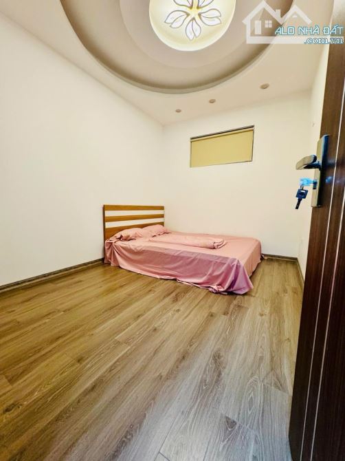 Bán gấp , giảm chào 460 triệu , chung cư Kim Văn Kim Lũ, giá mới 5,29 tỷ, 3n, 2vs, tầng