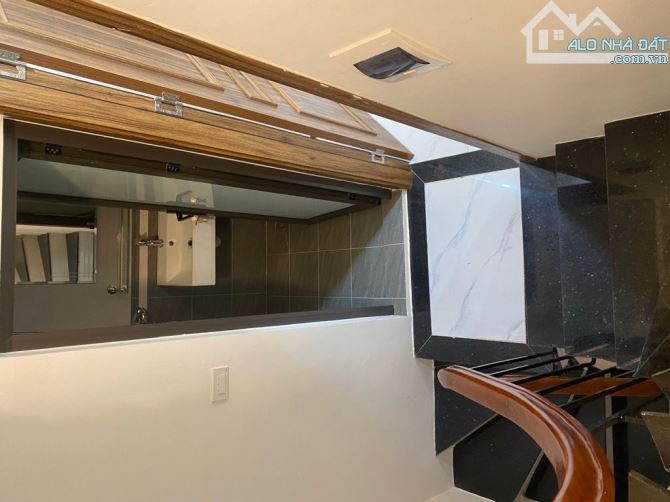 BÁN NHÀ - TÔN ĐỨC THẮNG - ĐỐNG ĐA - 26 M - 5 TẦNG - MẶT TIỀN 3.8M - 8.35 TỶ NHÀ ĐẸP