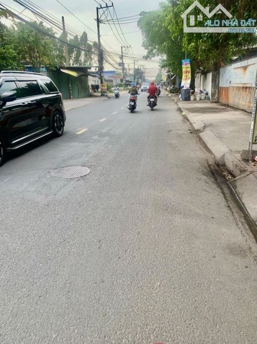 🆘GIÁ NÀO CŨNG BÁN - DÃY TRỌ 14P + 1 KIOT – 312M² – GẦN KCN VSIP 1 & AEON MALL BÌNH DƯƠNG