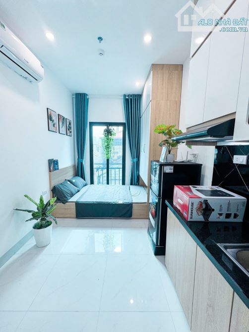 Siêu phẩm dòng tiền trung tâm Cầu giấy , 7 tầng thang máy , 77m2 , mt 5.1m, 24.8 tỷ.