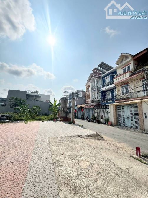 Bán đất Phước Long, gần SPKT, Q9, 56m2, SHR, HXH, giá chỉ 6 tỷ 140 triệu TL - 1