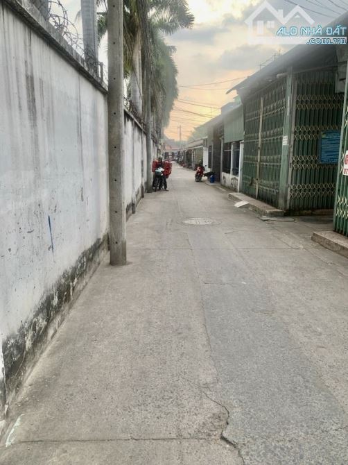 🆘GIÁ NÀO CŨNG BÁN - DÃY TRỌ 14P + 1 KIOT – 312M² – GẦN KCN VSIP 1 & AEON MALL BÌNH DƯƠNG - 1