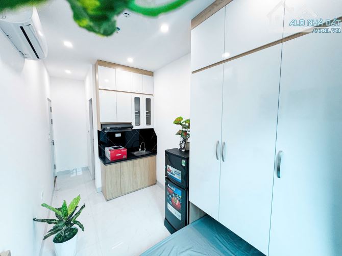 Siêu phẩm dòng tiền trung tâm Cầu giấy , 7 tầng thang máy , 77m2 , mt 5.1m, 24.8 tỷ.