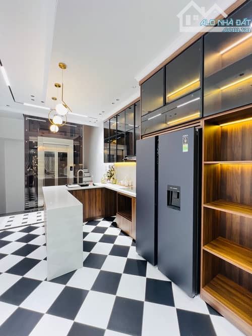 Chính chủ bán nhà 6 tầng thang máy mặt Ngõ phố Ngọc Khánh, Ba Đình 52m2 , 15.2 tỷ