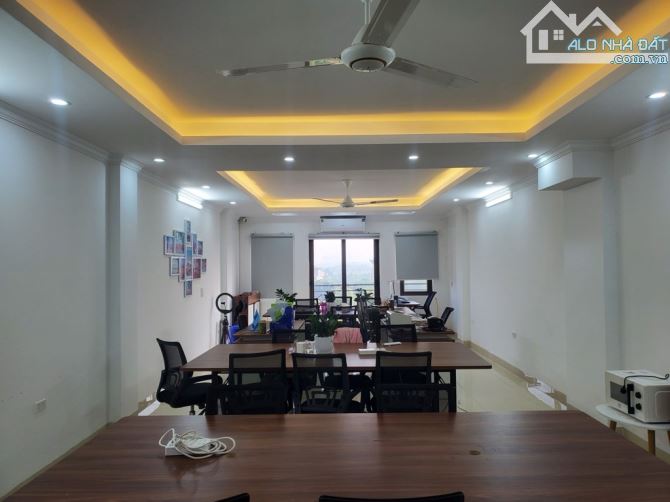 Bán toà nhà ngay Cầu Diễn phân lô, vỉa hè, thang máy, ô tô tránh, có hầm sổ hoa hậu - 4