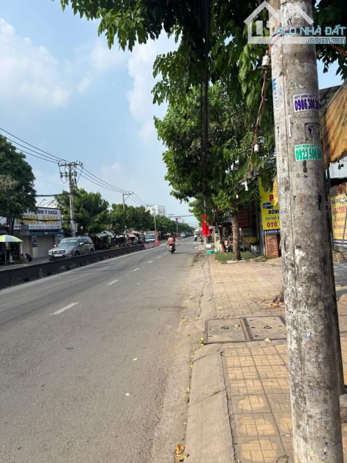 Bán Nhà Mặt Tiền Kinh Doanh Nguyễn Thị Sóc. 429m2. Ngang 10m. Đang Cho Hiệu Sách Thuê - 4