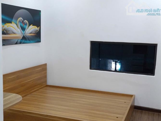 Bán nhà phố Trương Định, 34m 5 tầng, 5 ngủ, ngõ thông, VF3 qua cửa, giá 7,5 tỷ