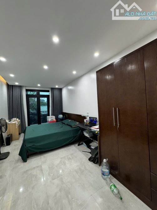 Nhà đẹp dân xây, Tạ Quang Bửu- 95M-4 tầng-Oto -Kinh doanh đa dang