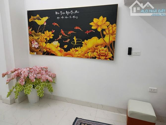 Bán nhà phố Trương Định, 34m 5 tầng, 5 ngủ, ngõ thông, VF3 qua cửa, giá 7,5 tỷ