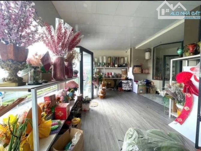 Nhà mặt tiền đường đang kinh doanh cách chợ BÌNH CHÁNH 500m - 2