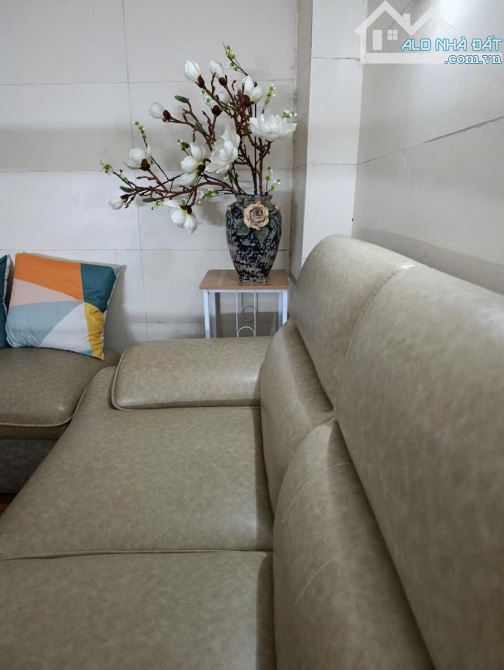 Bán nhà phố Trương Định, 34m 5 tầng, 5 ngủ, ngõ thông, VF3 qua cửa, giá 7,5 tỷ