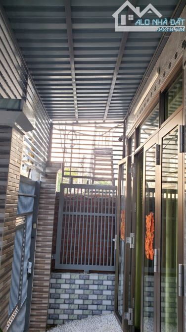 Bán nhà nghỉ 8 phòng trung tâm Long Hải 2 mặt tiền xe hơi giá 4,6 tỷ - 3