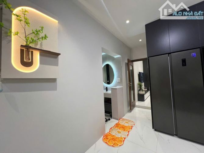 Duplex gần Thái Hà, Đống Đa, view phố, lô góc 126m2 2 tầng 3pn 2wc full nt chỉ 5,65 tỷ