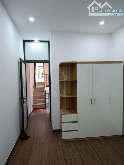 Bán nhà phố Trương Định, 34m 5 tầng, 5 ngủ, ngõ thông, VF3 qua cửa, giá 7,5 tỷ