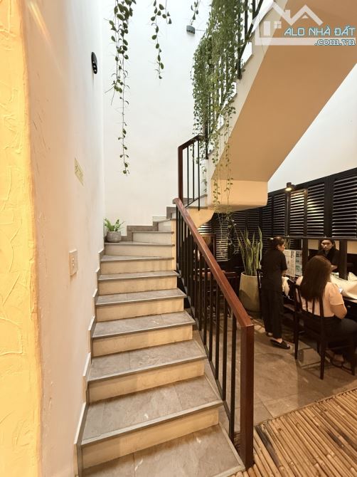 HẺM ÔTÔ THÔNG SÁT MẶT TIỀN THỐNG NHẤT (GÒ VẤP) - DT 98M2 - TRỆT 1 LẦU - 3 PN - CHỈ 8.X TỶ - 2