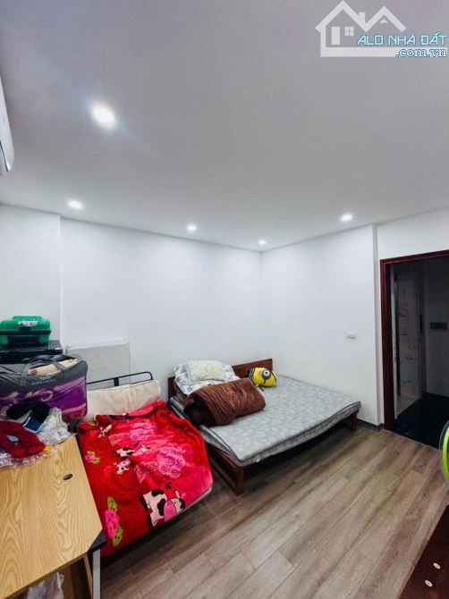 BÁN NHÀ RIÊNG PHỐ PHAN KẾ BÍNH, 35M2, 5T THANG MÁY, LÔ GÓC, 10.5 TỶ