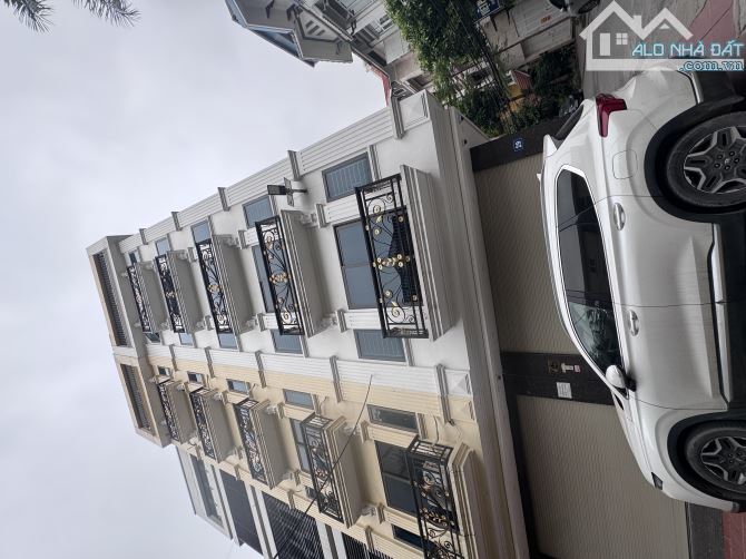 Hàm Nghi, Anh Linh gửi bán Nhà Đẹp  7 Tầng thang máy, Gara oto, Kinh Doanh. Chỉ 15.x Tỷ có