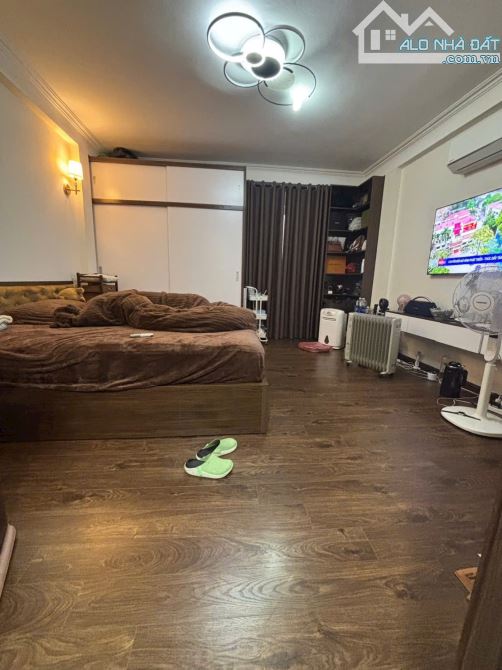 Trung Tâm Ba Đình oto đỗ cửa sát phố 26m,4t,Mt 4,5m , giá chào 15 tỷ