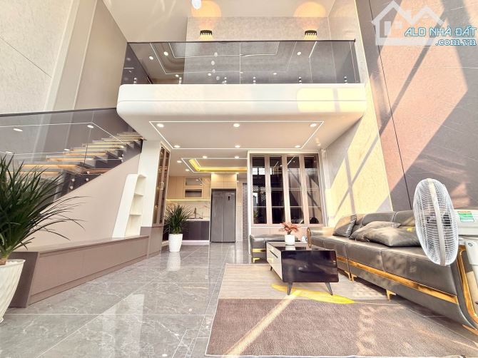 CHỈ 5 TỶ HƠN - SỞ HỮU NGAY "BIỆT THỰ PHỐ" 5 TẦNG TẠI AN PHÚ ĐÔNG! - 2