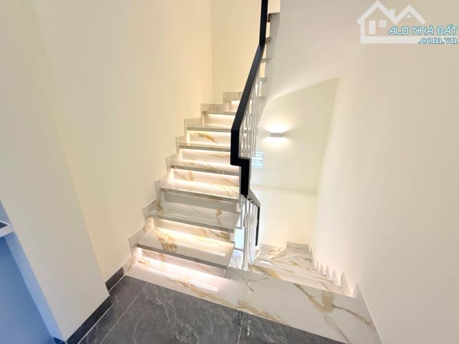 CHỈ 5 TỶ HƠN - SỞ HỮU NGAY "BIỆT THỰ PHỐ" 5 TẦNG TẠI AN PHÚ ĐÔNG! - 5