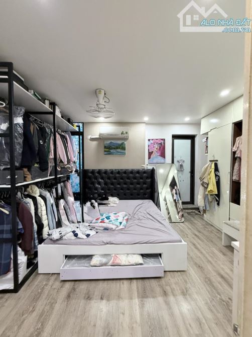 BÁN GẤP NHÀ CHÍNH CHỦ PHỐ TRẦN HƯNG ĐẠO HOÀN KIẾM 55M 4 TẦNG HƠN 19 TỶ OTO 10M