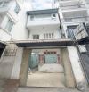 Cho thuê nhà riêng phố Trần Xuân Soạn: 80m2 x 3 tầng, MT: 6m, có sân, nguyên căn. Giá 20tr