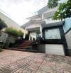 Biệt Thự vườn 200m2 - 4 tầng 5PN - Mặt tiền đường nhựa - Trục Lê Văn Việt - chỉ 18ty TL
