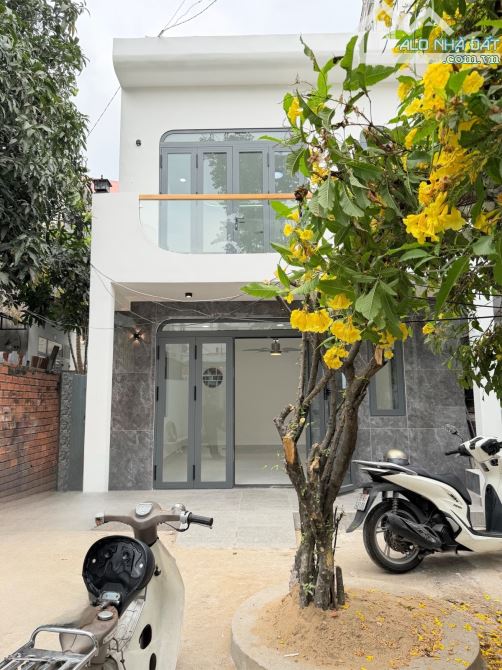 NGUYỄN THIỆN THUẬT, BÌNH THẠNH - 66M2 (4.5x14) - 2 TẦNG MỚI - 3 PN - ĐƯỜNG TRƯỚC NHÀ 8M