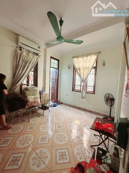 5.8 TỶ CÓ NHÀ 45M x  3 TẦNG  PHỐ CỔ HÀNG LƯỢC, 50M RA PHỐ, SD LÂU DÀICHƯA SỔ - 1