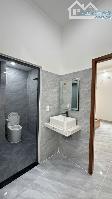 4,8Tỷ TL🔥Bán nhà 1Trệt 2Lầu_66,4m2_Full Nội Thất KDC Phan Đình Giót p.An Phú, Tp.Thuận An - 16
