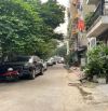 Bán nhà phân lô, ô tô tránh, phố Nguyễn Văn Huyên, Cầu Giấy, 82m2, chỉ hơn 30 tỷ