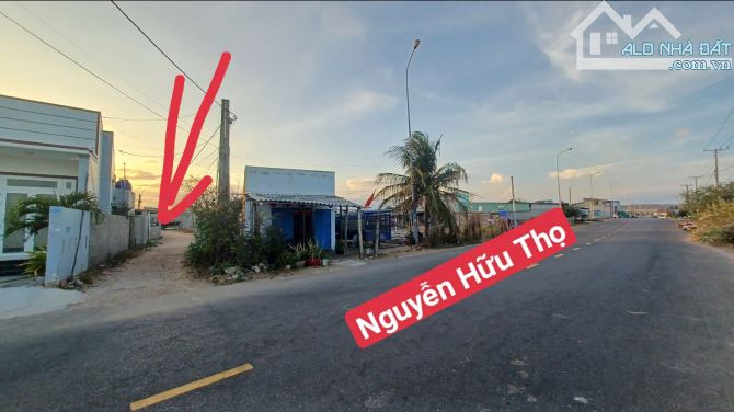 Bán đất thổ cư mặt biển Nguyễn Đình Chiểu, Hàm Tiến, Phan Thiết 660m2 giá 35tr/m2 - 1