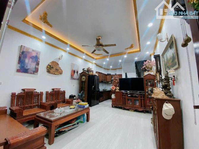 Chính chủ bán nhà Dương Nội_Nhà đẹp tự xây_Gần chợ,trục chính_Sân rộng_4 ngủ_36m2_6 tỷ 5 - 1