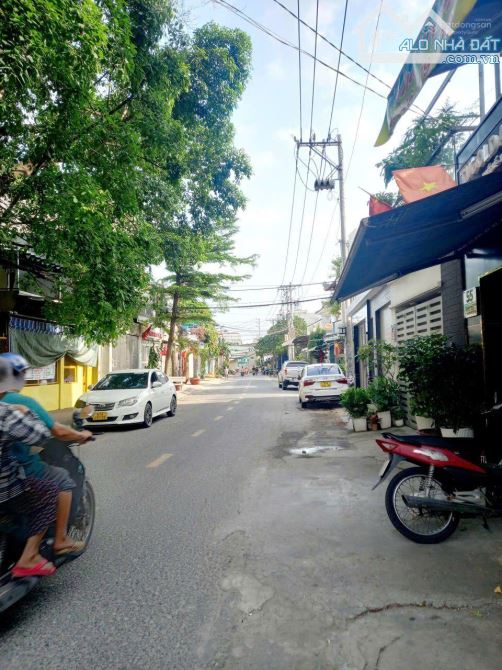 Bán Nhà Đông Hưng Thuận - Trường Chinh - Mặt Tiền Kinh Doanh Đỉnh - 82m2 - nhỉnh 6 Tỷ - 2