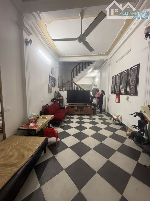 BÁN NHÀ NGÕ 61 VẠN PHÚC, 2 MẶT NGÕ, Ô TÔ ĐỖ CỬA, 55M2, 13.8 TỶ - 3