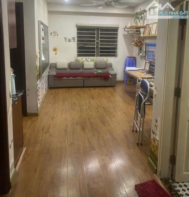 Chính chủ bán nhà Dương Nội_Nhà đẹp tự xây_Gần chợ,trục chính_Sân rộng_4 ngủ_36m2_6 tỷ 5 - 6