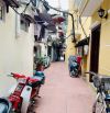 📣📣CẦN BÁN NHÀ TẬP THỂ 2 TẦNG HÀNG CÓT HOÀN KIẾM - DIỆN TÍCH 50M²