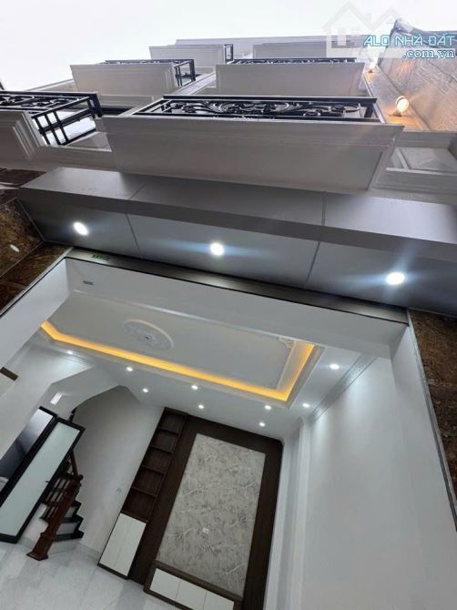 🏡 BÁN NHÀ NGŨ HIỆP – 5 TẦNG – 43m² – GIÁ 6.1 TỶ