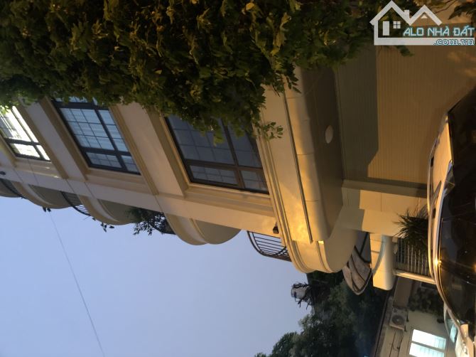 VĨNH PHÚC – BA ĐÌNH – 58M – 6 TẦNG – THANG MÁY – Ô TÔ VÀO NHÀ – 17 TỶ