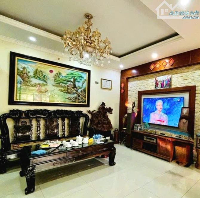 Căn hộ tầng 1 khu Liễu Giai - Phan Kế Bính: căn góc 110m x 3 ngủ, kinh doanh nhẹ, hiếm.