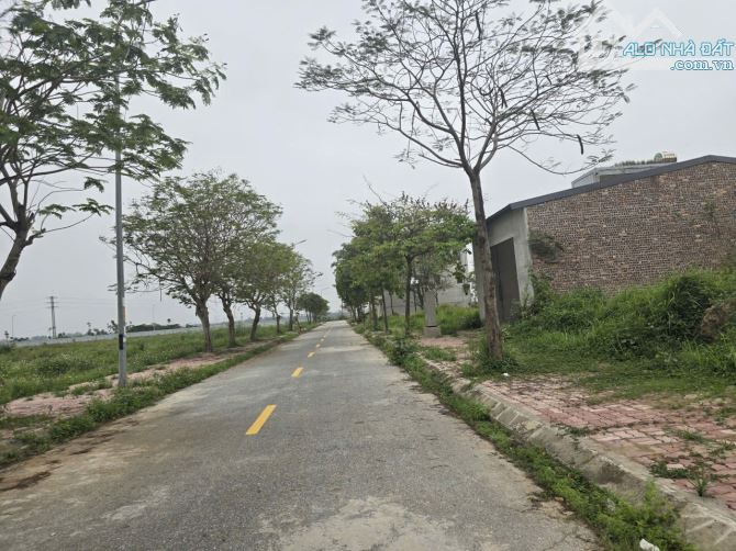 Bán lô viglacera Yên phong trục chính dự án nhìn sân tenis. giá đầu tư. DT 84m2 MT 6m - 1