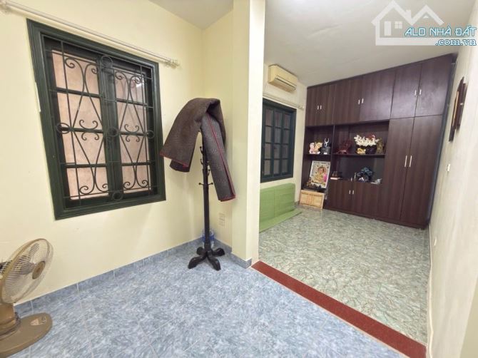 BÁN NHÀ - TT BA ĐÌNH - ĐỘI CẤN - 30M - 6 TẦNG - MẶT TIỀN 6.1M - GIÁ 7.6 TỶ